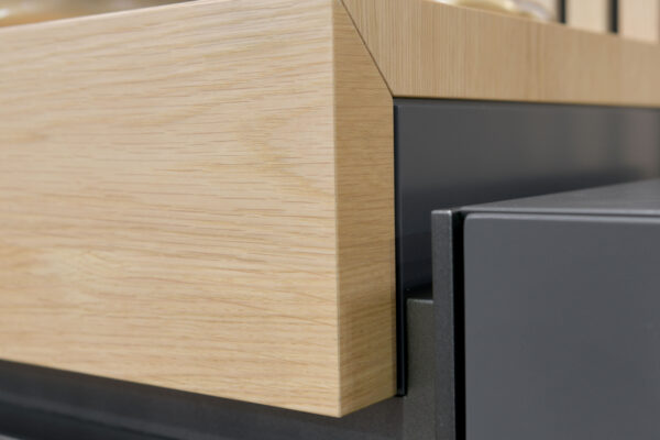 Nahaufnahme Sideboard anthrazit, Schubkasten Eiche